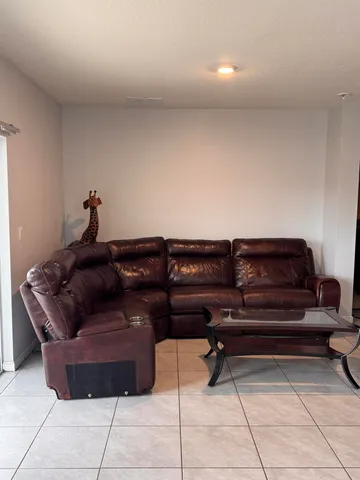 $2,500 | 382 Southwest Ridgecrest Drive, Port St. Lucie, FL 34953