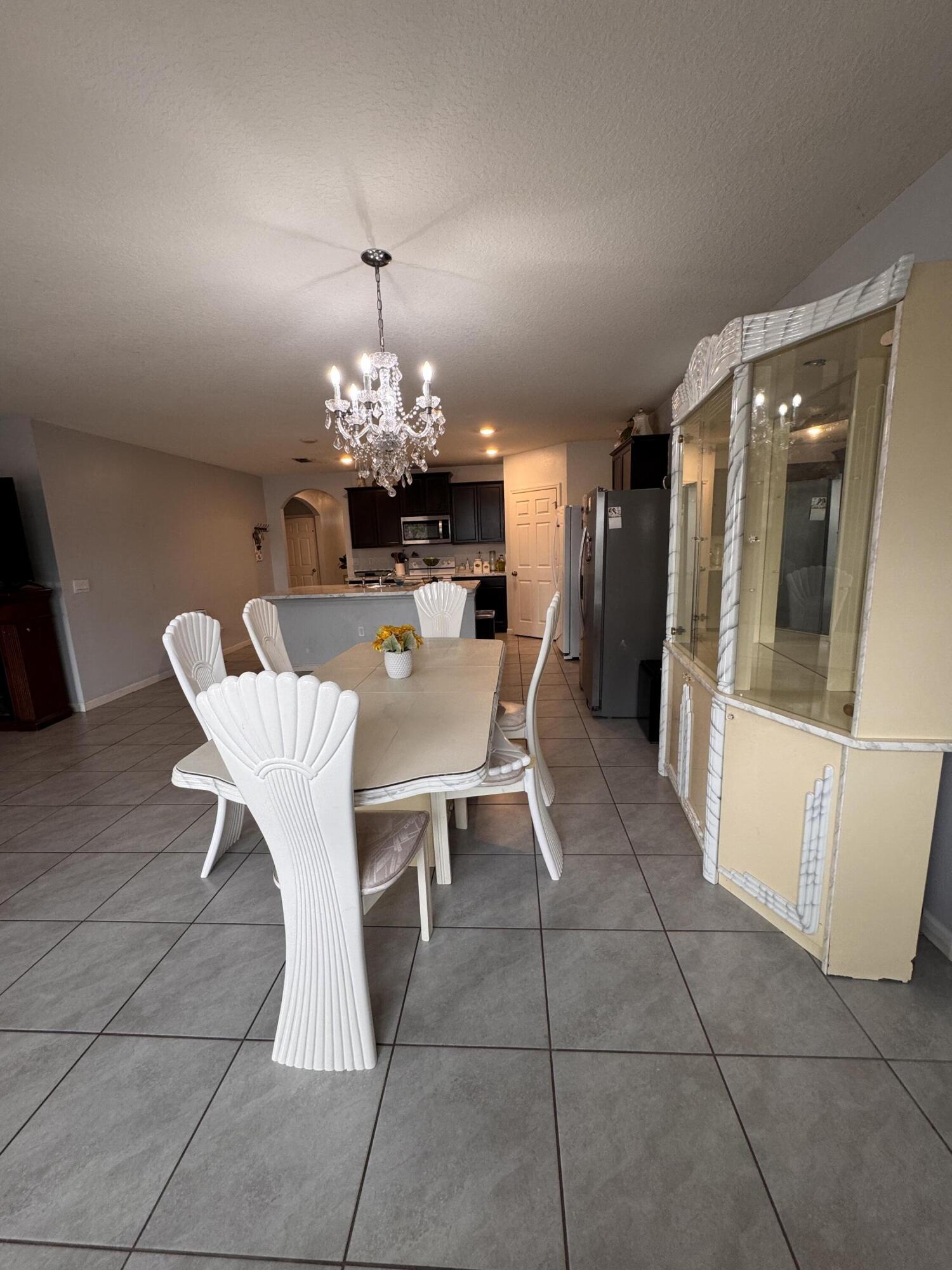 382 Southwest Ridgecrest Drive Port St. Lucie, FL 34953 - Photo 23 of 41 IMG_0223