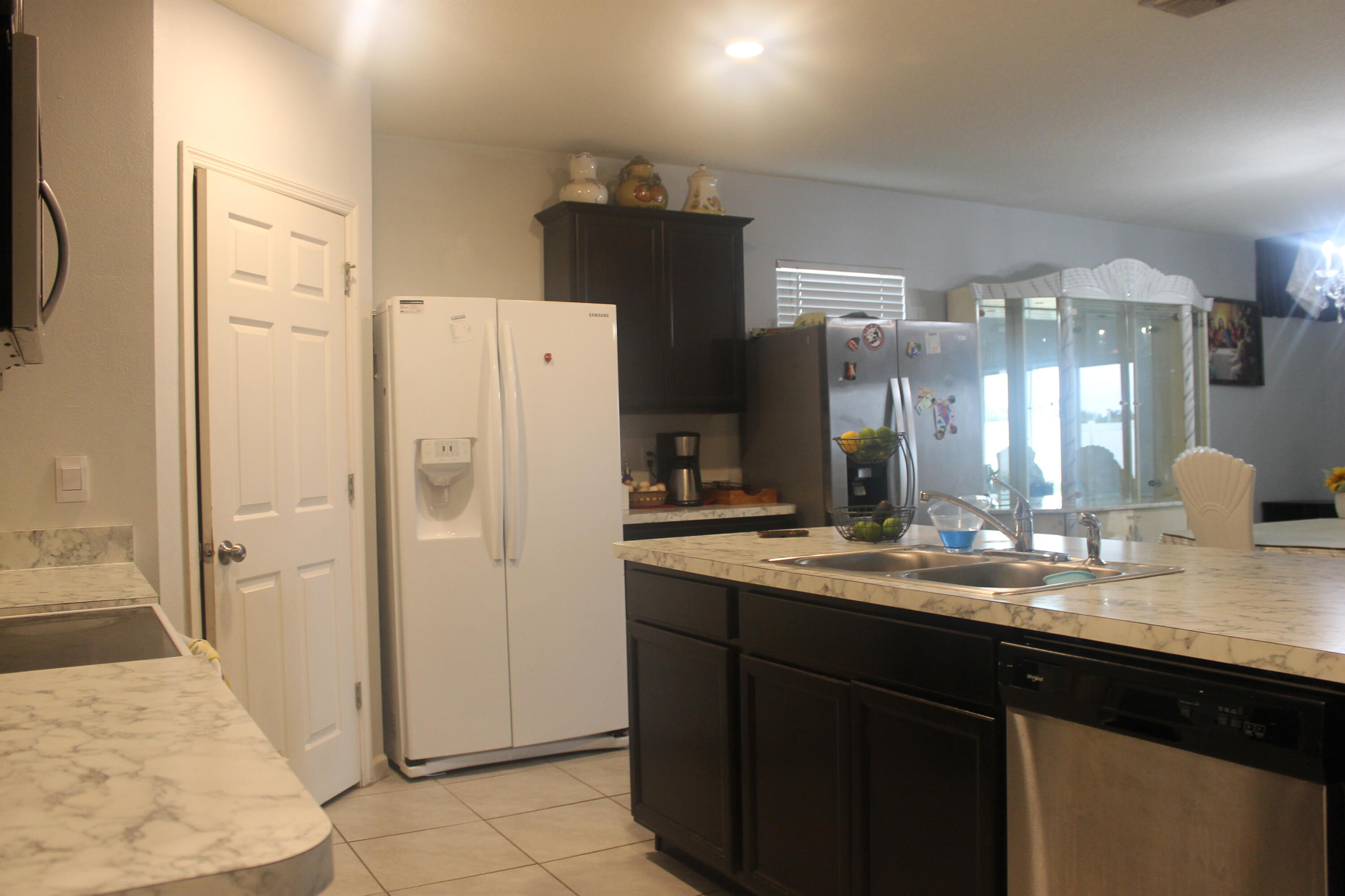 382 Southwest Ridgecrest Drive Port St. Lucie, FL 34953 - Photo 4 of 41 IMG_0009