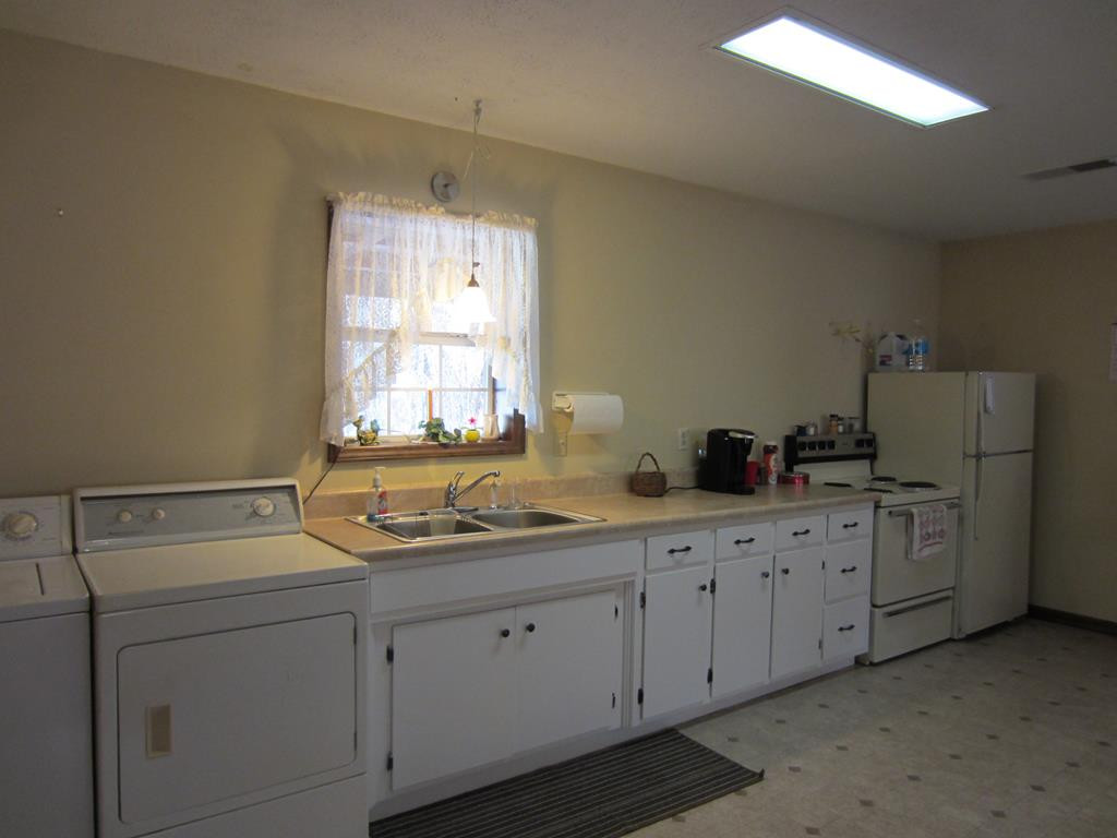 180 Harness Road Batesburg, SC 29006 - Photo 7 of 28