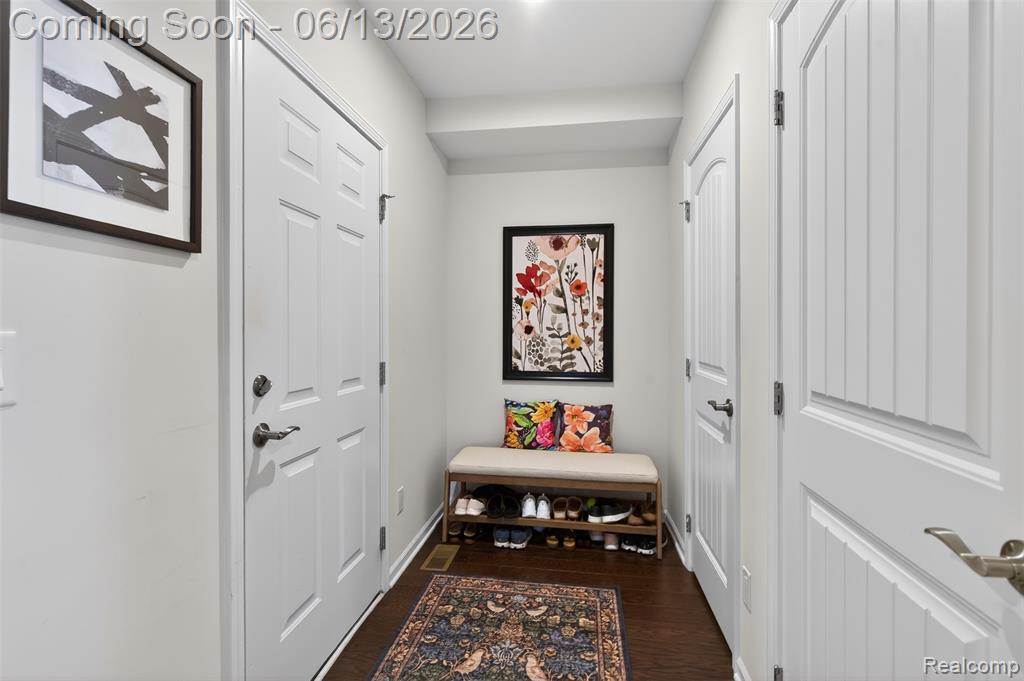 48827 Windfall Road Novi, MI 48374 - Photo 16 of 43