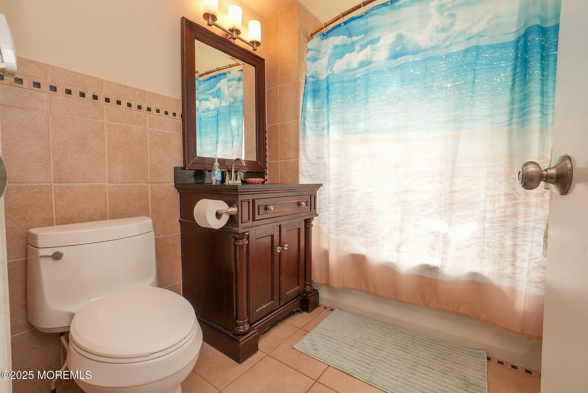 201 Forman Avenue Point Pleasant Beach, NJ 08742 - Photo 35 of 54 a bathroom with a toilet a sink and shower