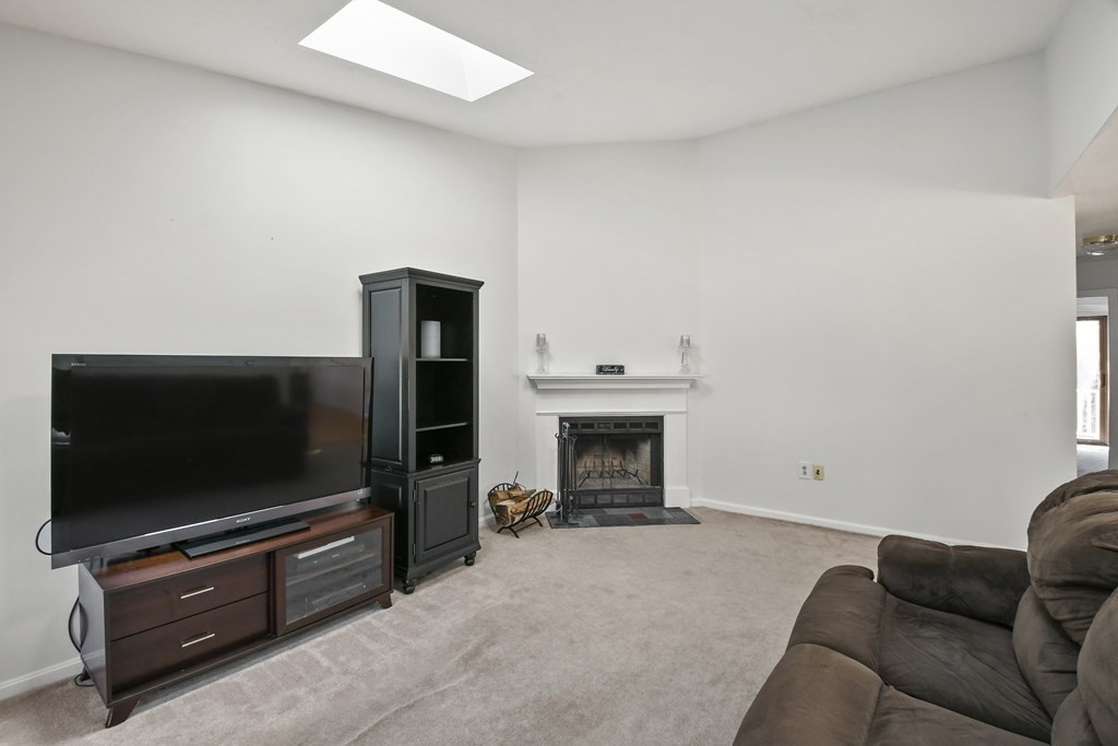31 Nottingham Road, Unit 31 Grafton, MA 01519 - Photo 4 of 29 Gallery Image 4