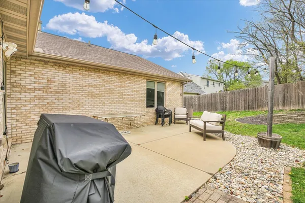 $339,900 | 408 South Jeffery Drive, Mahomet, IL 61853