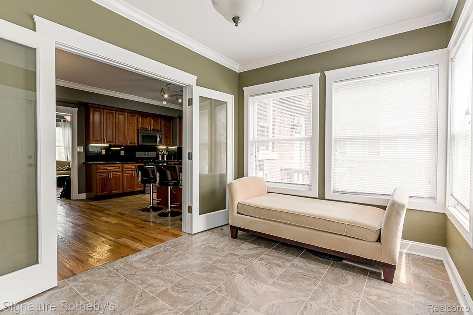 1247 Edison Street Detroit, MI 48202 - Photo 3 of 30 3.JPG