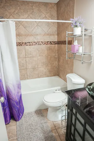 $517,500 | 33 Foxglove Court, Streamwood, IL 60107