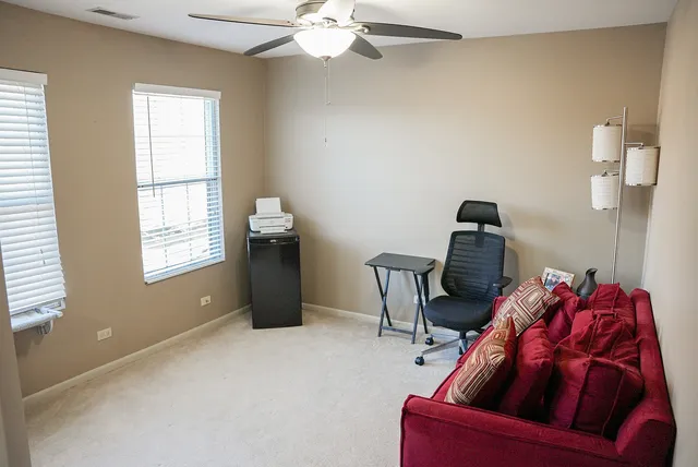 $517,500 | 33 Foxglove Court, Streamwood, IL 60107