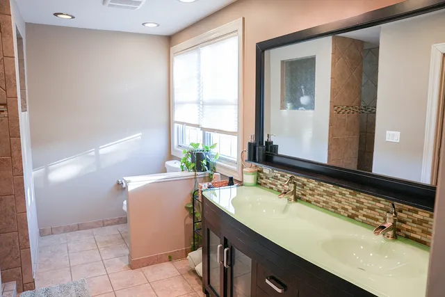 $517,500 | 33 Foxglove Court, Streamwood, IL 60107