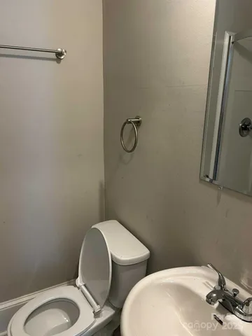 a bathroom with a toilet