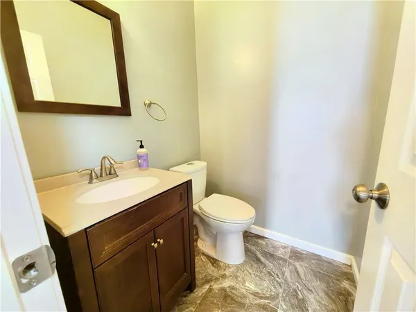 $2,800 | 2815 Priestcliff Drive Southeast, Smyrna, GA 30080