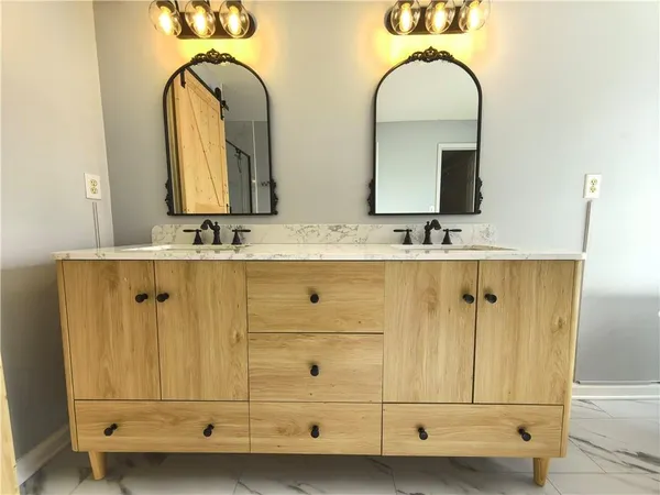 $2,800 | 2815 Priestcliff Drive Southeast, Smyrna, GA 30080