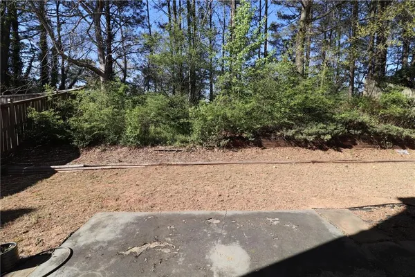 $2,800 | 2815 Priestcliff Drive Southeast, Smyrna, GA 30080
