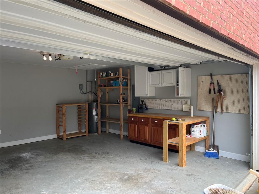 111 Green Point Way Carrollton, GA 30117 - Photo 28 of 29 a room with furniture and cabinets