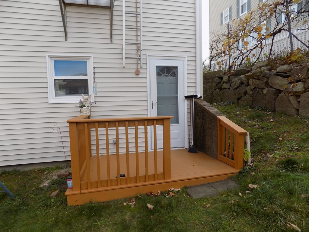 141 Manchester Street Fall River, MA 02721 - Photo 13 of 14