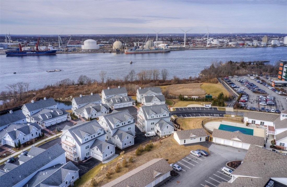 8 Kettle Point Avenue, Unit 2 East Providence, RI 02914 - Photo 15 of 18
