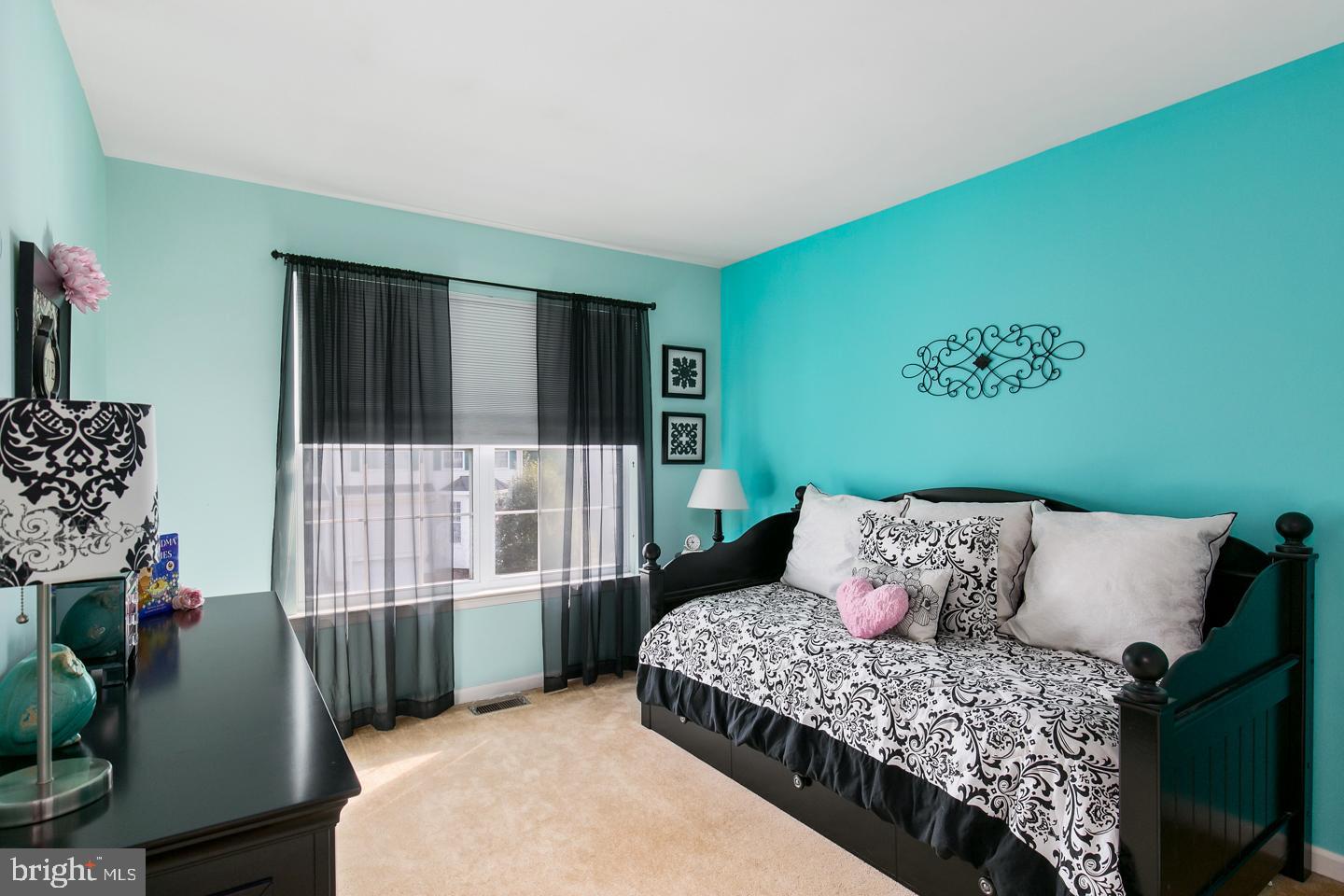 122 Castleton Road Delran, NJ 08075 - Photo 17 of 25 Bedroom 3