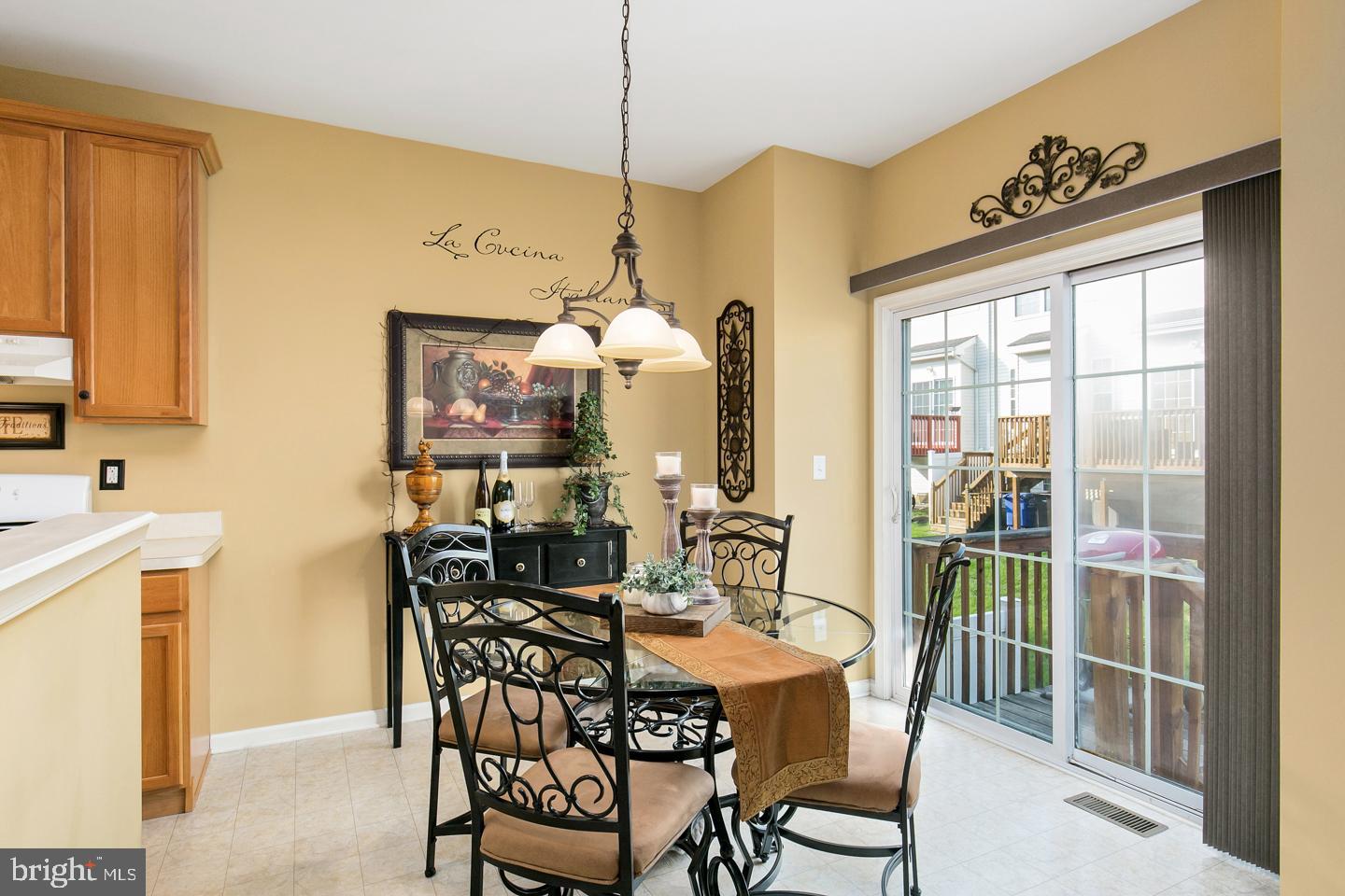 122 Castleton Road Delran, NJ 08075 - Photo 10 of 25 Kitchen