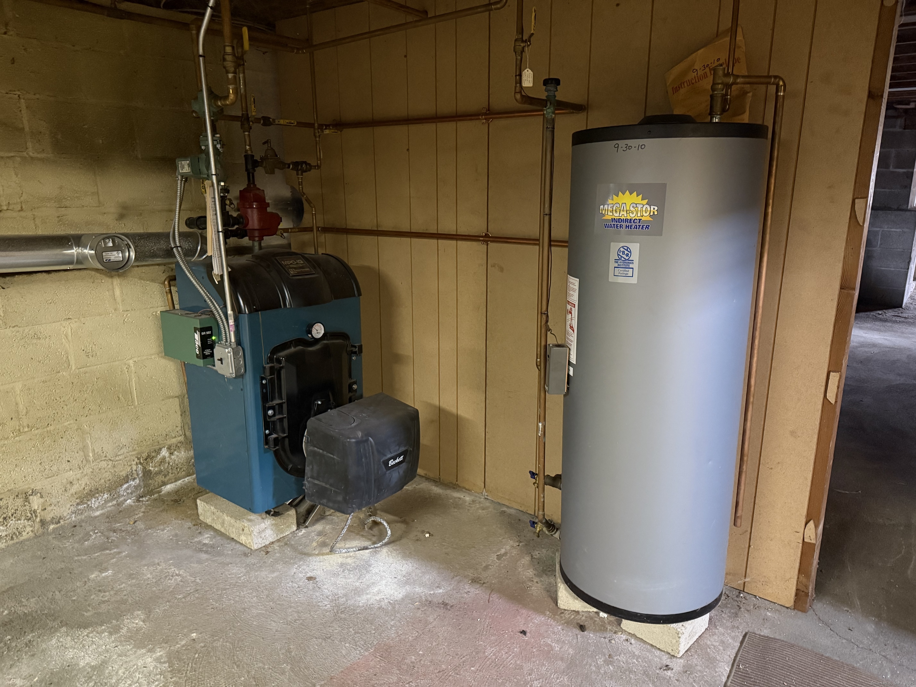 10 Top View Drive Thompson, CT 06262 - Photo 31 of 34 a view of storage room