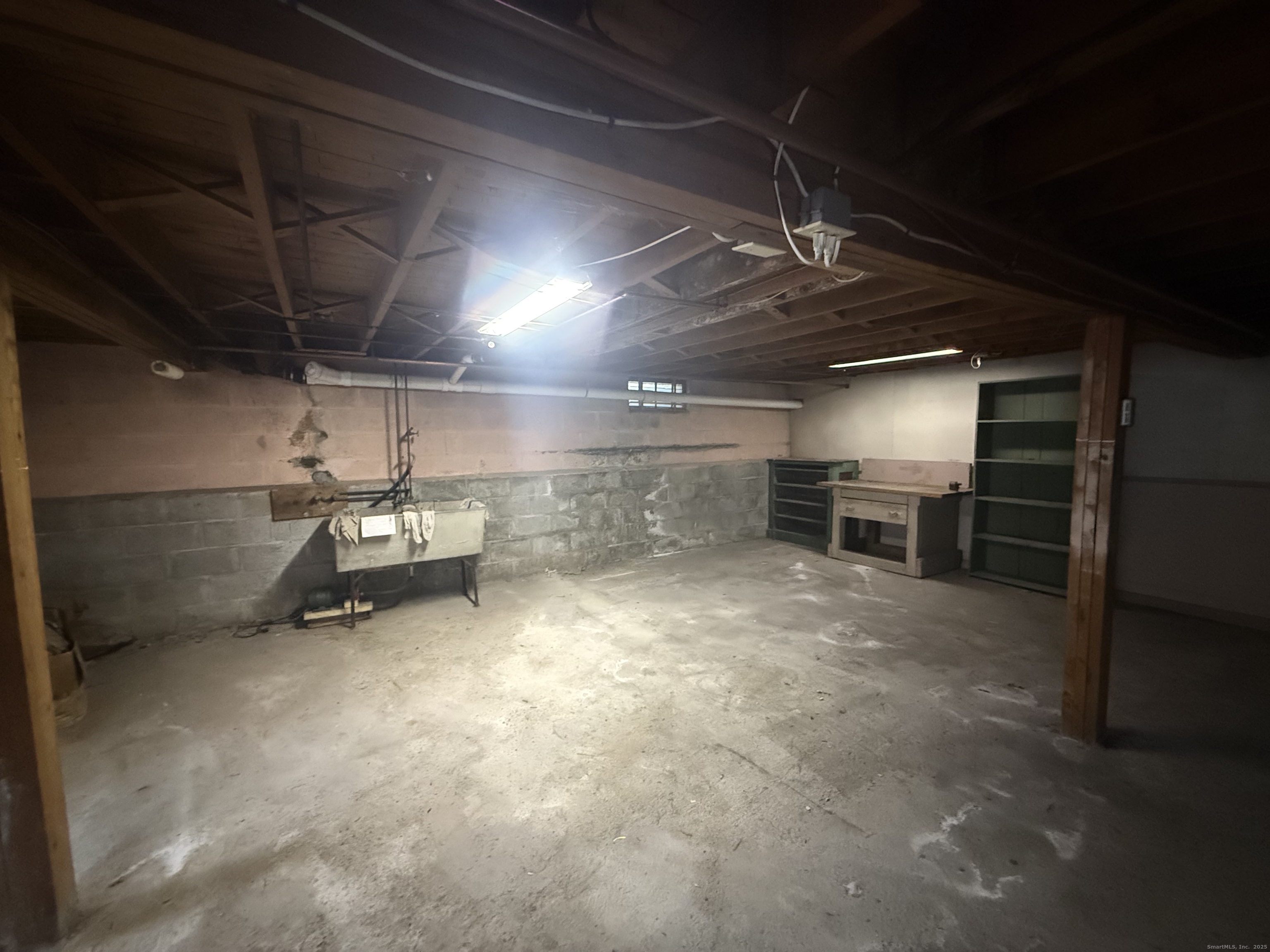 10 Top View Drive Thompson, CT 06262 - Photo 34 of 34 a view of a room with gym equipment