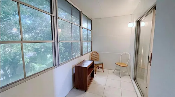 $1,250 | 1200 Colonnades Drive, Unit 208, Fort Pierce, FL 34949