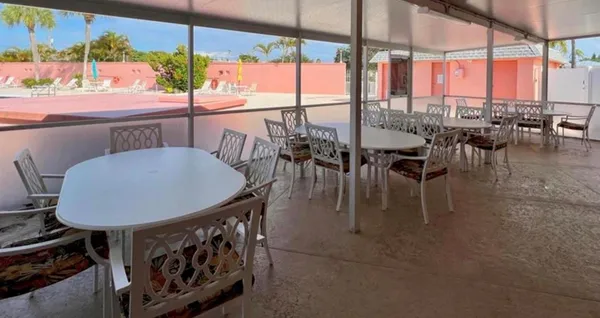 $1,250 | 1200 Colonnades Drive, Unit 208, Fort Pierce, FL 34949