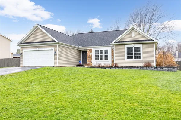 $299,900 | 14 Cailyn Way, Sweden, NY 14420