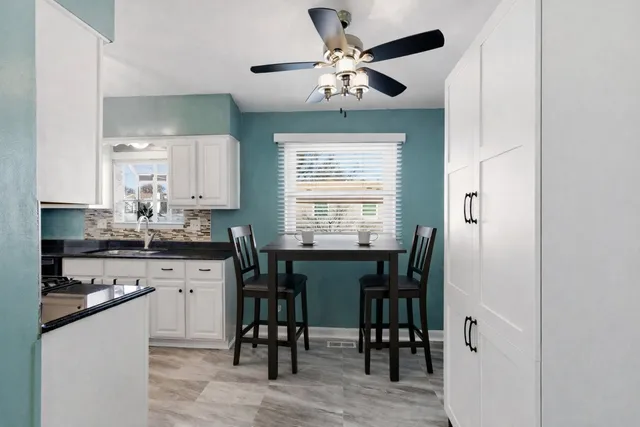 $319,900 | 304 Jonquil Court, Aurora, IL 60504