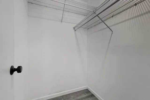 $319,900 | 304 Jonquil Court, Aurora, IL 60504