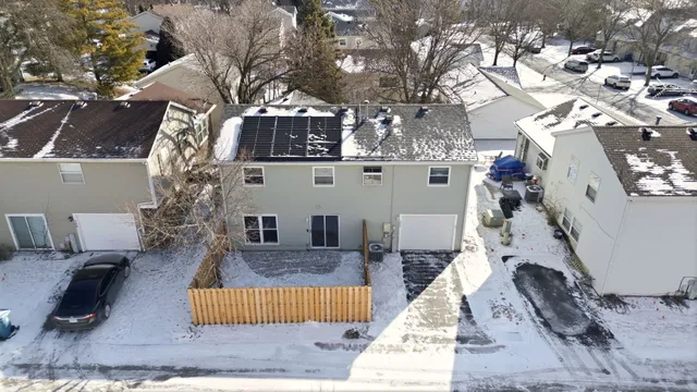 $319,900 | 304 Jonquil Court, Aurora, IL 60504