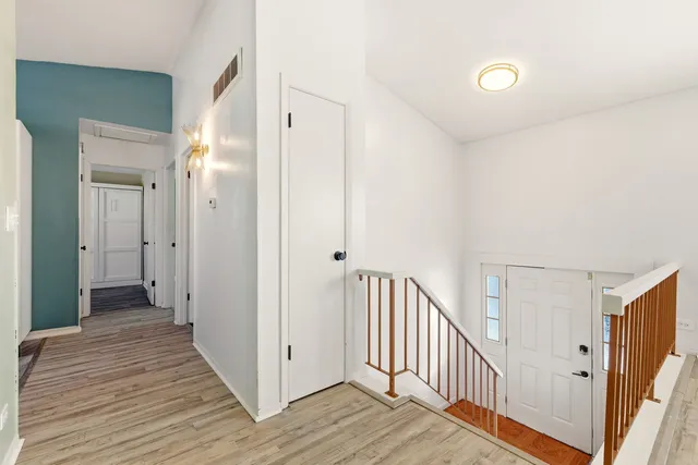 $319,900 | 304 Jonquil Court, Aurora, IL 60504