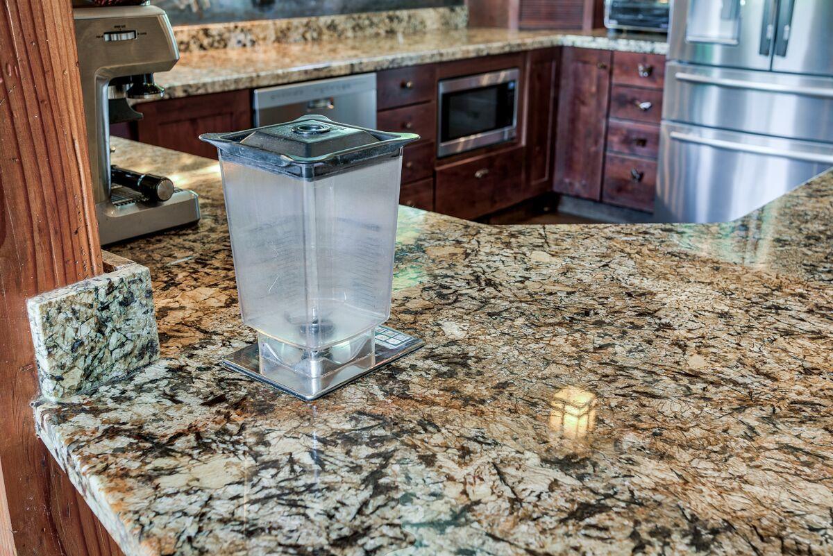 28585 Whitmore Road Whitmore, CA 96096 - Photo 114 of 118 Blend Tec Built In