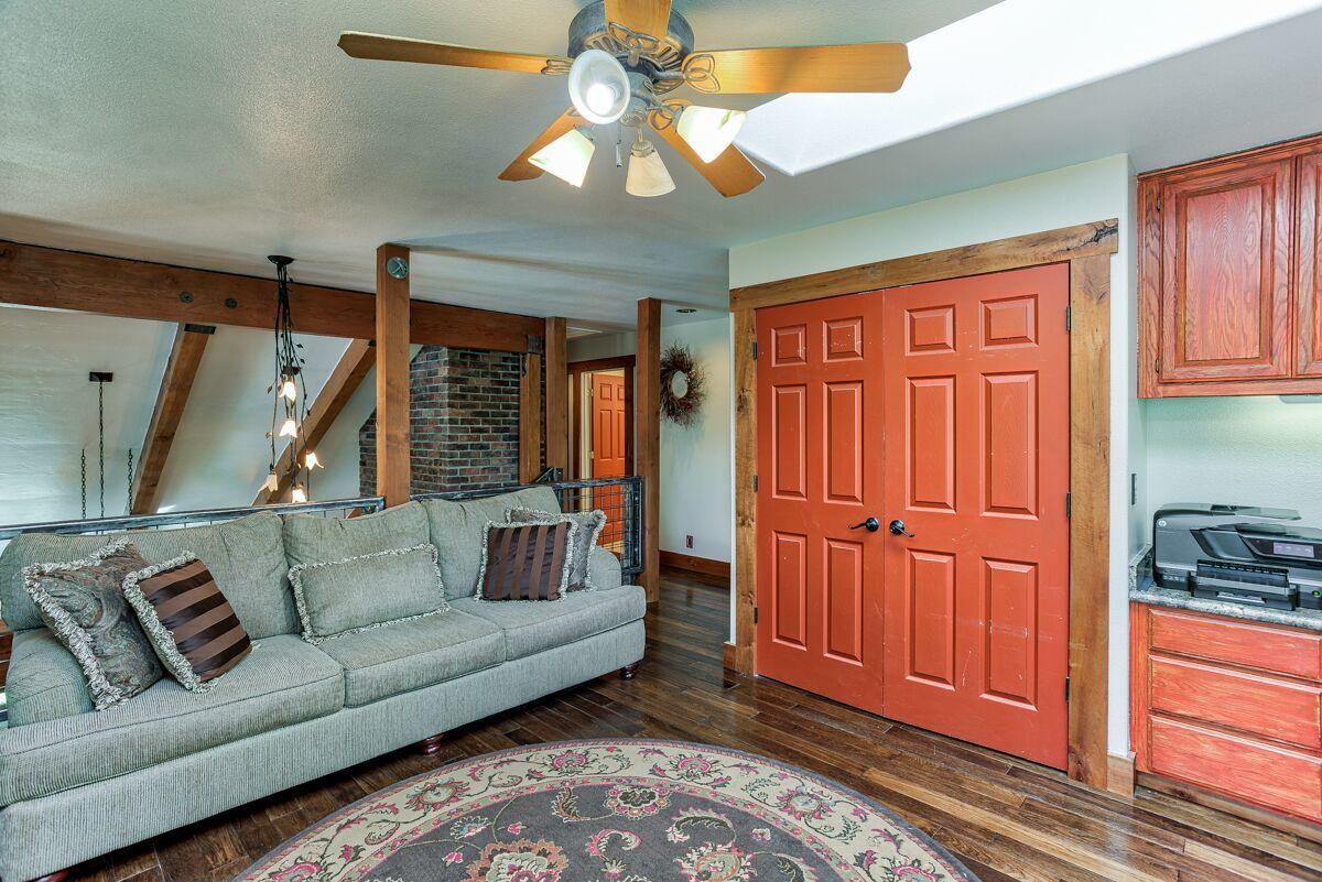 28585 Whitmore Road Whitmore, CA 96096 - Photo 21 of 118 Open Loft - Built in Desk
