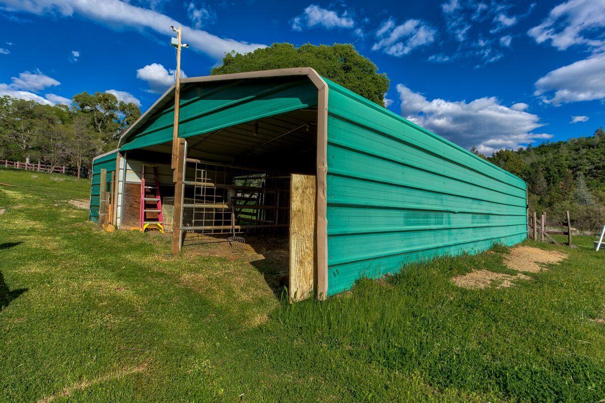 28585 Whitmore Road Whitmore, CA 96096 - Photo 63 of 118 Barn3