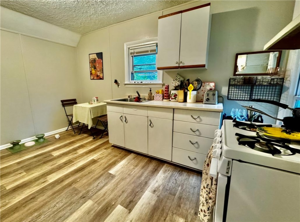 106 Griffith Street Rochester, NY 14607 - Photo 7 of 16