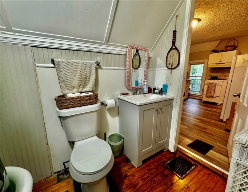 106 Griffith Street Rochester, NY 14607 - Photo 9 of 16