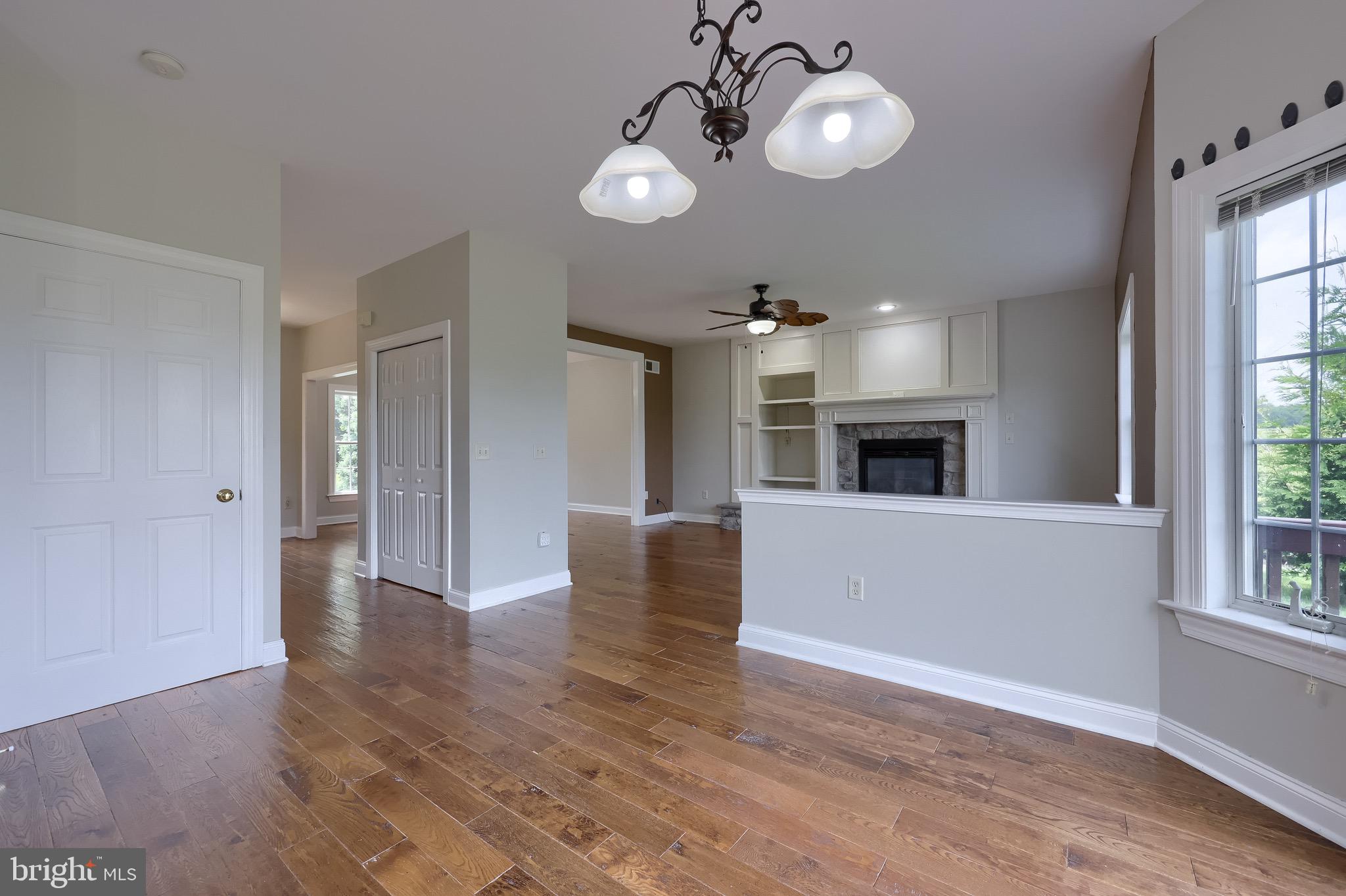 421 Wagonwheel Road Lititz, PA 17543 - Photo 11 of 35