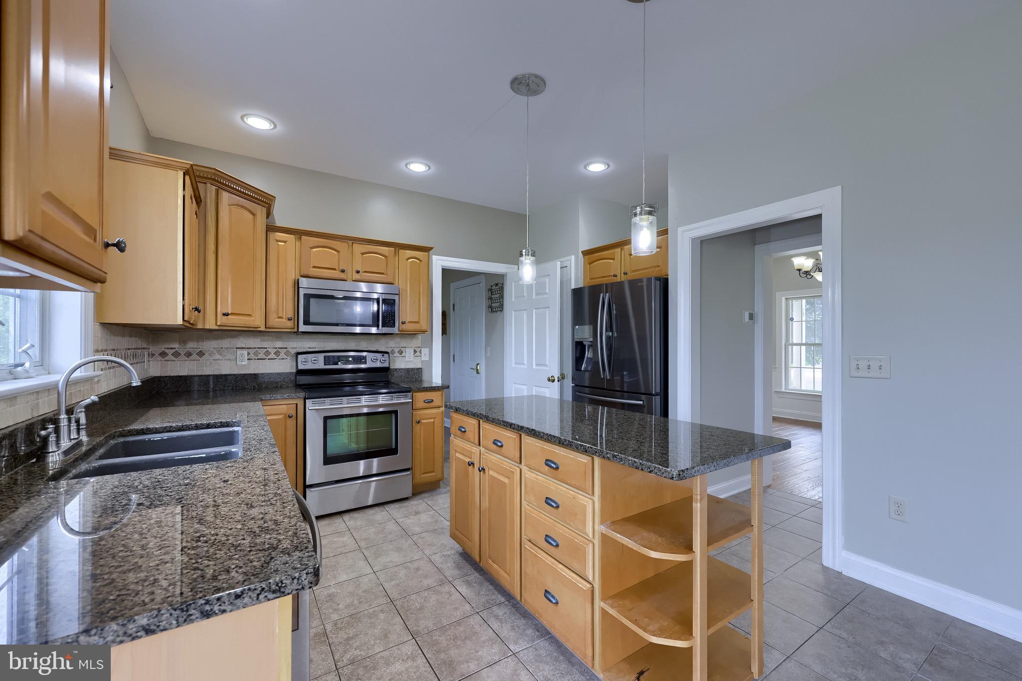 421 Wagonwheel Road Lititz, PA 17543 - Photo 12 of 35