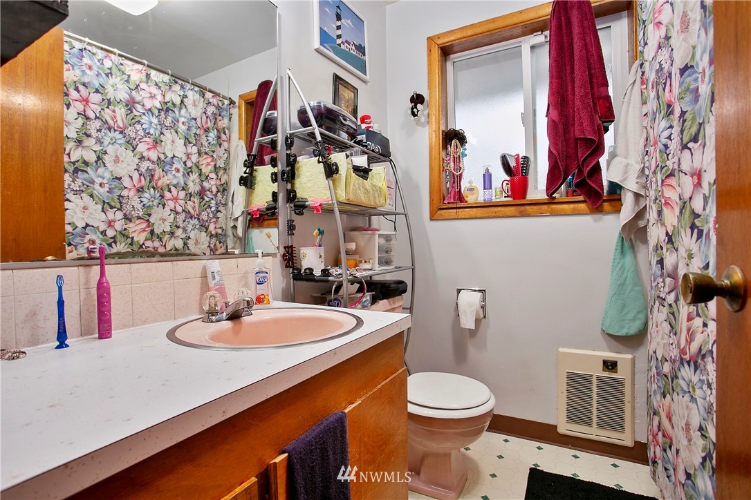 17450 Blodgett Road Mount Vernon, WA 98274 - Photo 14 of 39 Gallery Image 14