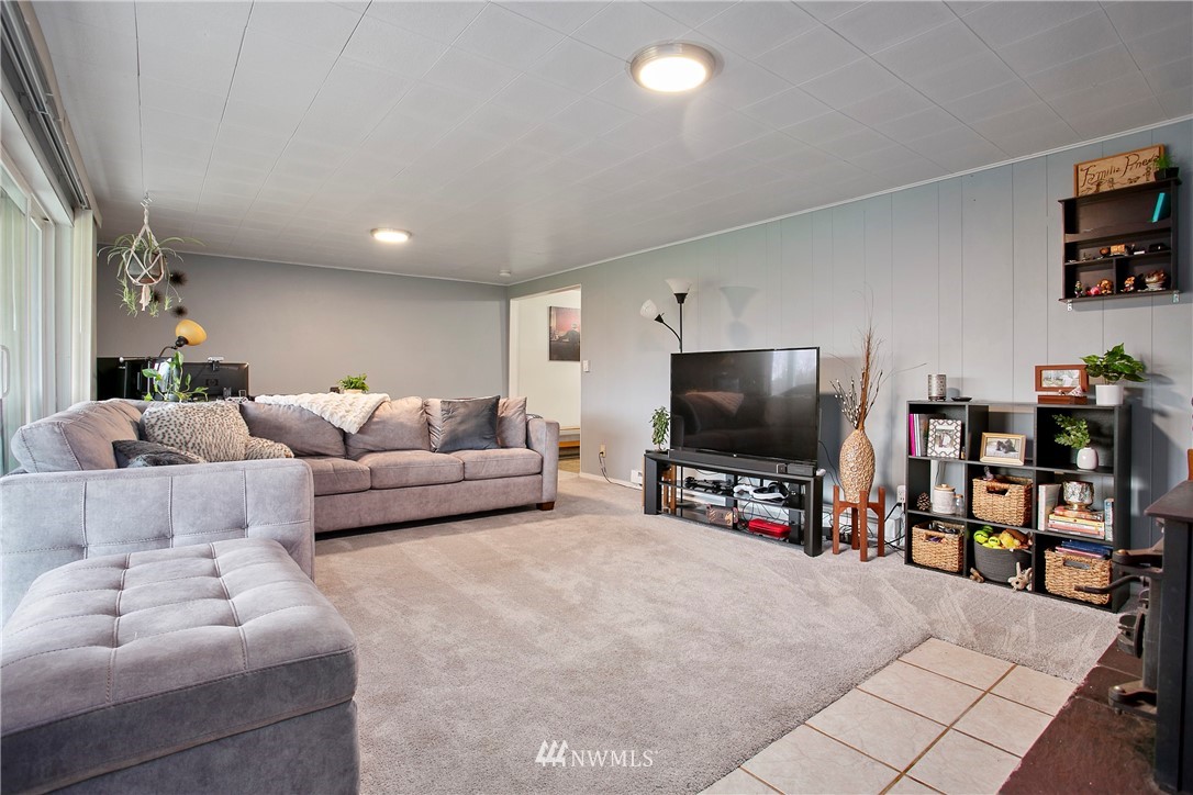 17450 Blodgett Road Mount Vernon, WA 98274 - Photo 19 of 39 Gallery Image 19