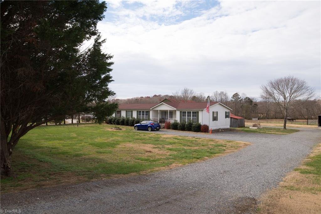 1625 Bloomtown Road East Bend, NC 27018 - Photo 1 of 21 Front View