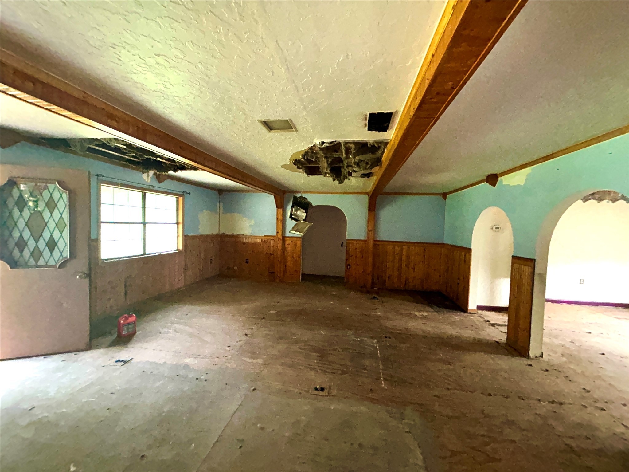 217 County Road 3083 Call, TX 75933 - Photo 21 of 38 a view of an empty room