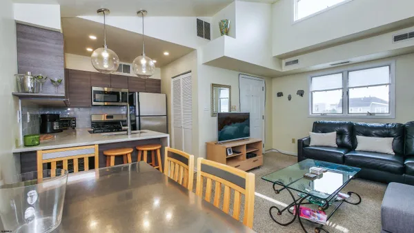 $7,500 | 6 North Adams Avenue, Unit 2, Margate City, NJ 08402