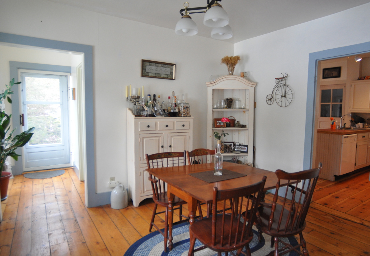 3 Baldwin Hill Road South Egremont, MA 01230 - Photo 9 of 30 Dining room