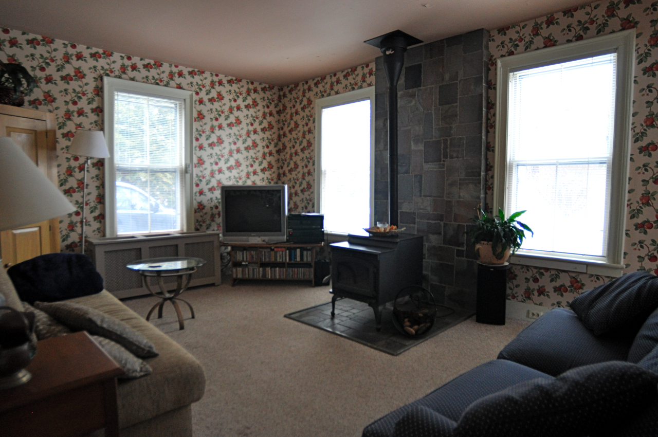 3 Baldwin Hill Road South Egremont, MA 01230 - Photo 10 of 30 Living room