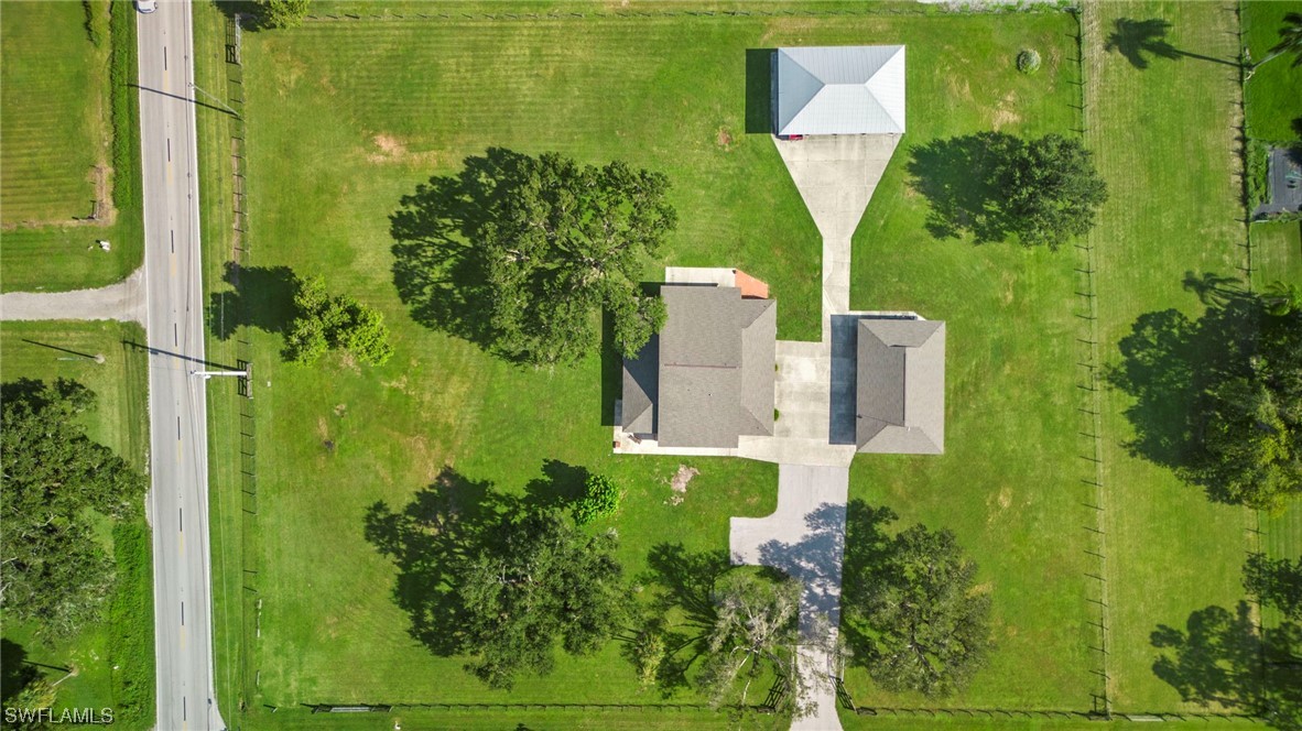 13751 River Road Fort Myers, FL 33905 - Photo 4 of 50 a view of a garden