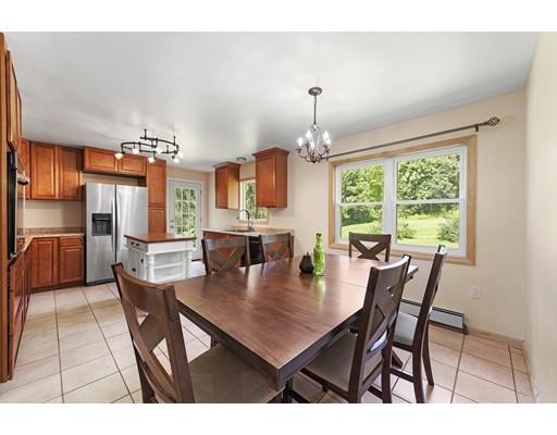 31 Windmill Hill Road Groton, MA 01450 - Photo 3 of 31