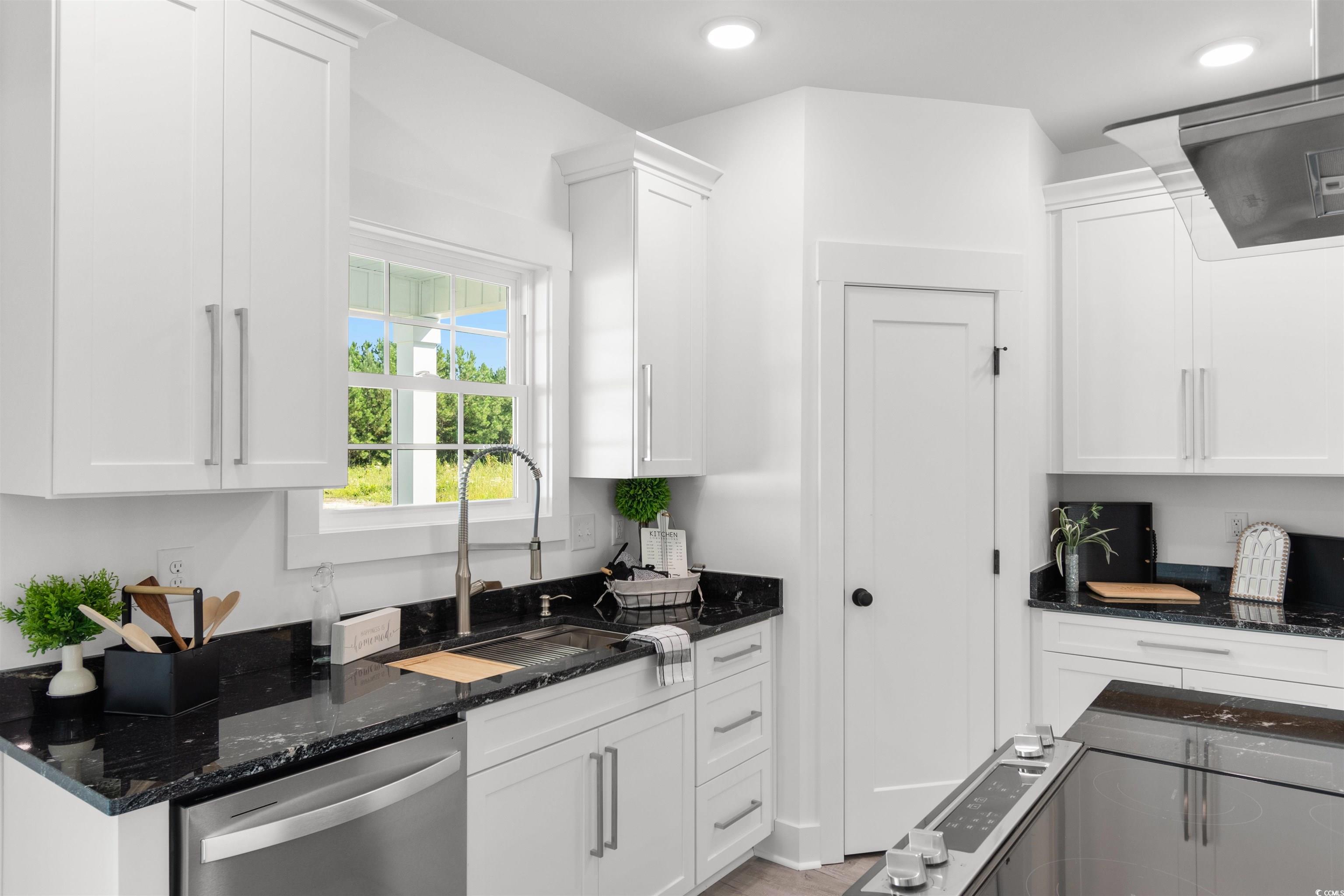 4508 Old Tram Road Conway, SC 29527 - Photo 7 of 36 Gallery Image 7