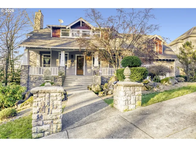 $895,000 | 10235 Southeast Crescent Ridge Loop, Happy Valley, OR 97086