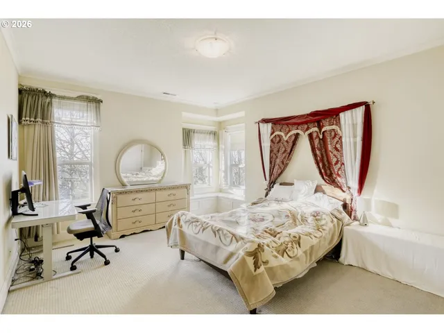 $895,000 | 10235 Southeast Crescent Ridge Loop, Happy Valley, OR 97086