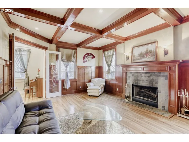 $895,000 | 10235 Southeast Crescent Ridge Loop, Happy Valley, OR 97086